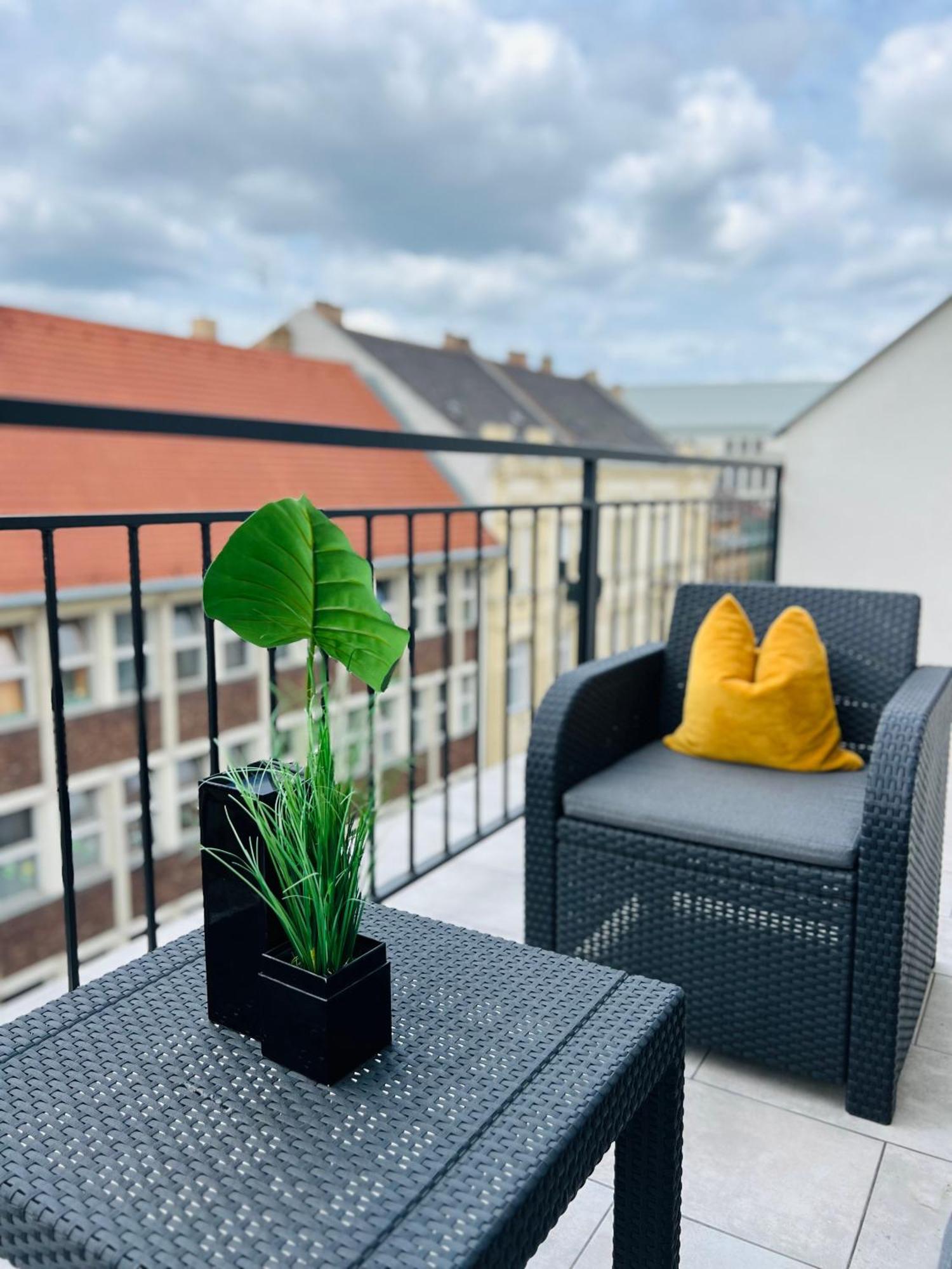 Lena Apartman Budapest City Center Экстерьер фото